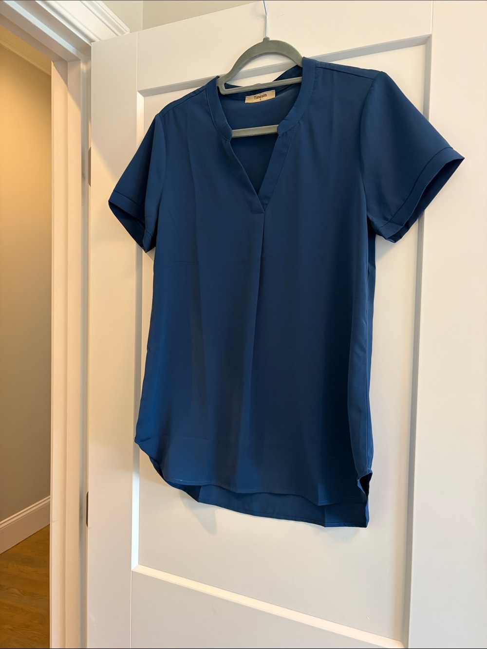 Women's Short Sleeve Split-Neck Blouse in Deep Blue